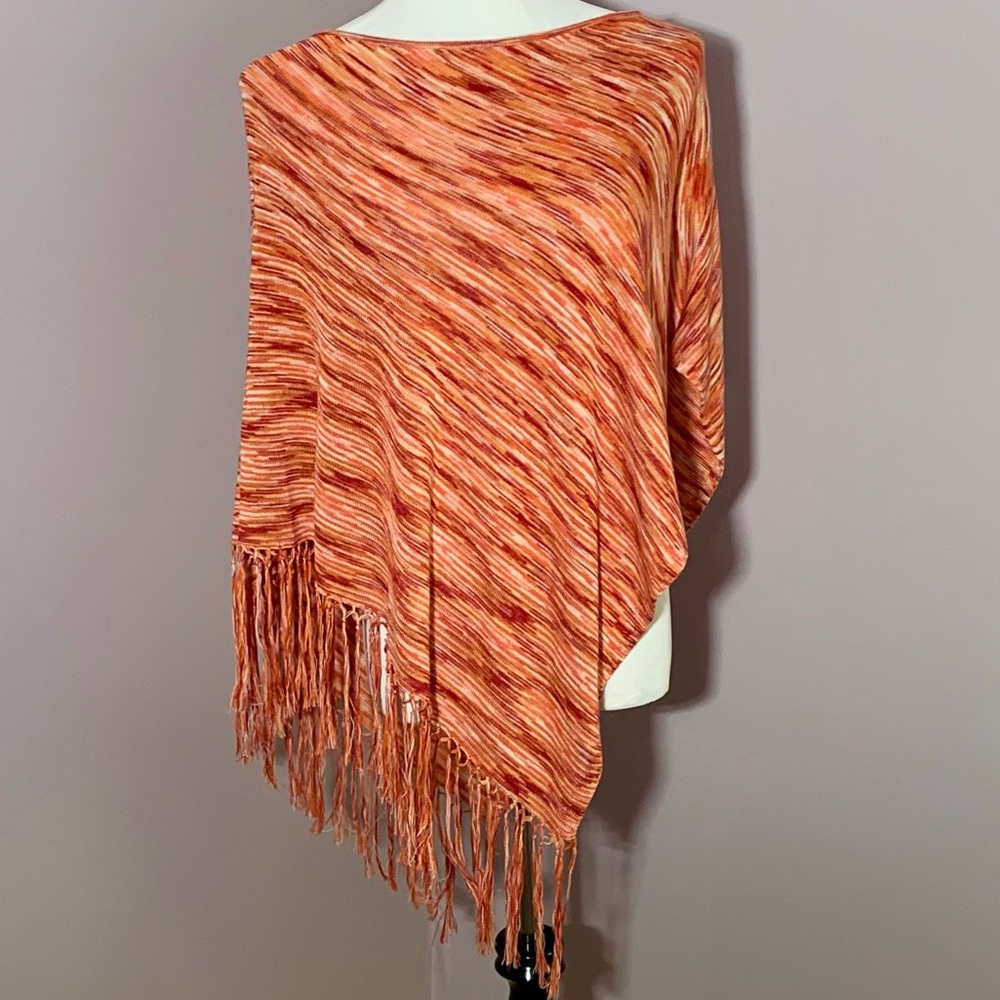 NWOT BCBG Knit Poncho